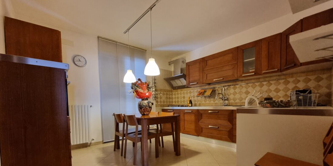 Villa a schiera Rif. 1320 V 357