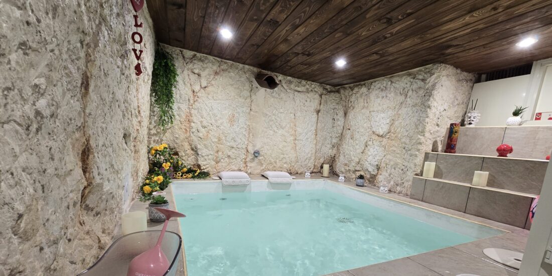 Monolocale con piscina Rif. 1354