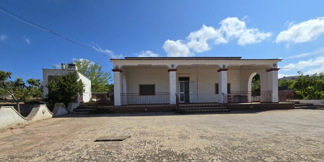 Villa in campagna Rif. V 371